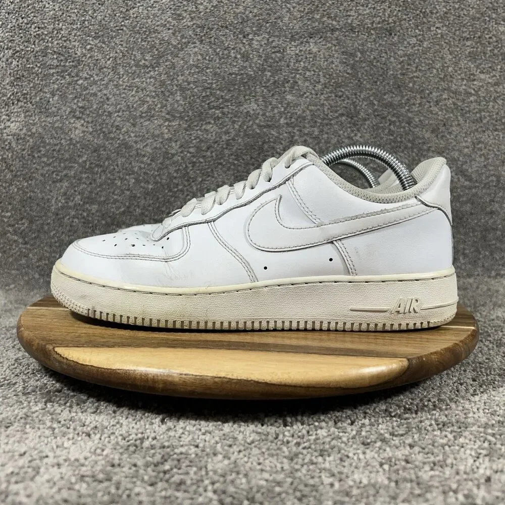Nike Air Force 1 '07 Low DD8959-100 Women’s Size 10 White Leather Athletic Shoes